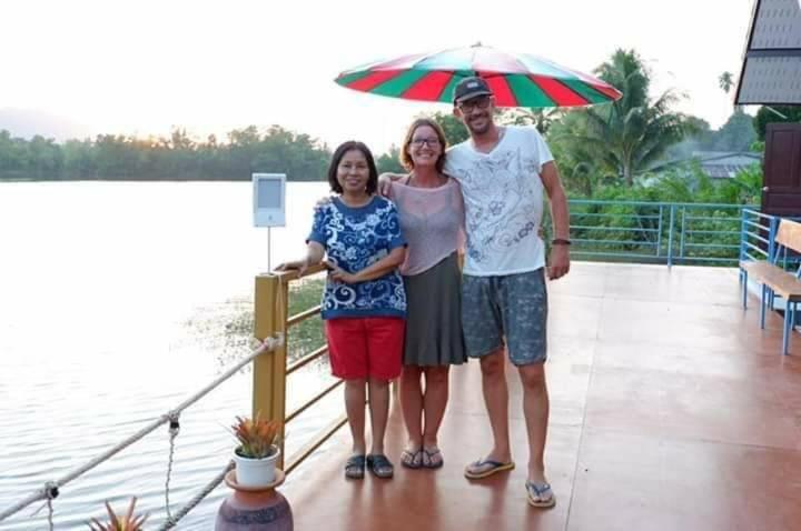 Khum Thong Resort Takuapa ภายนอก รูปภาพ