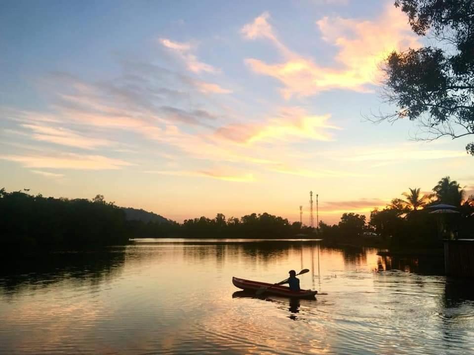 Khum Thong Resort Takuapa ภายนอก รูปภาพ